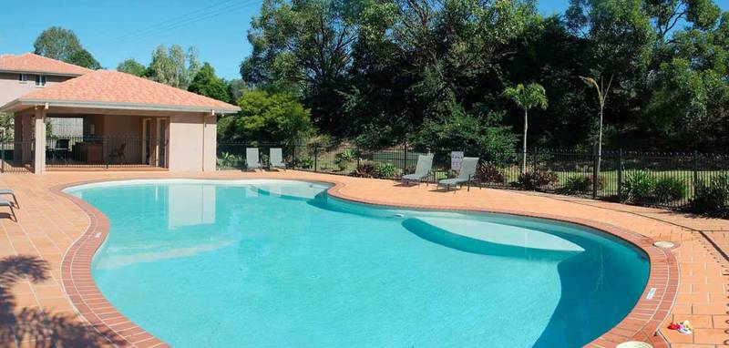 As Big As A House! Picture 2