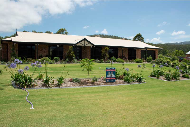 Country Lifestyle Picture 1