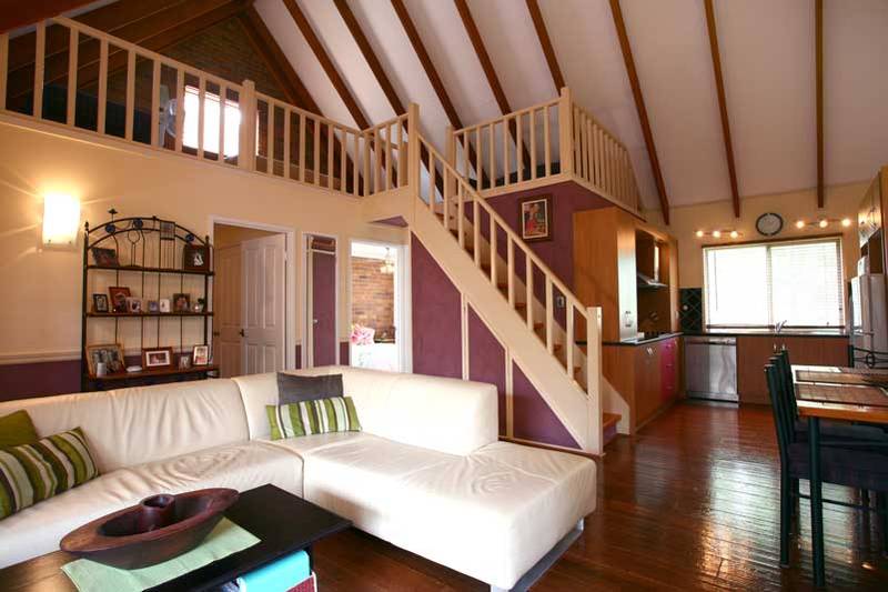 Cottage Charm, City Sophistication Picture 1