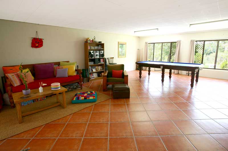 3/4 acre and 2 homes! Picture 3