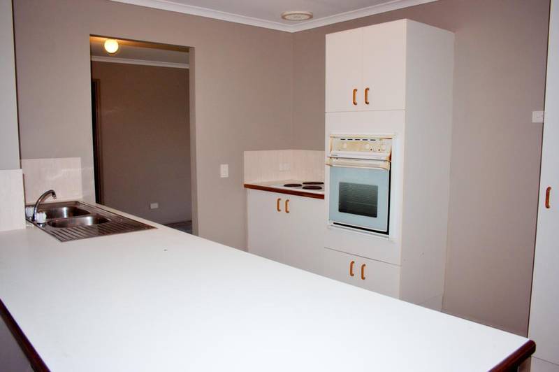 Red Hot? You Bet! Picture 3