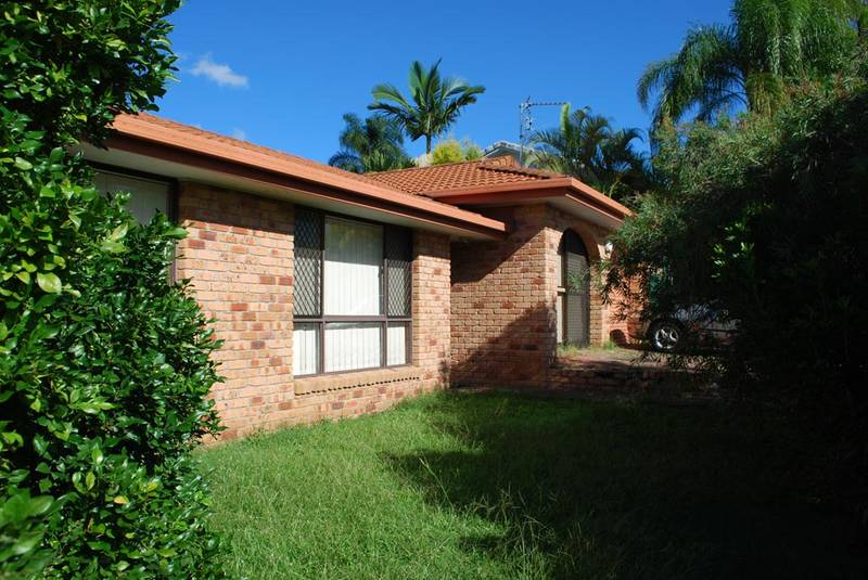 TLC Required! Picture 1