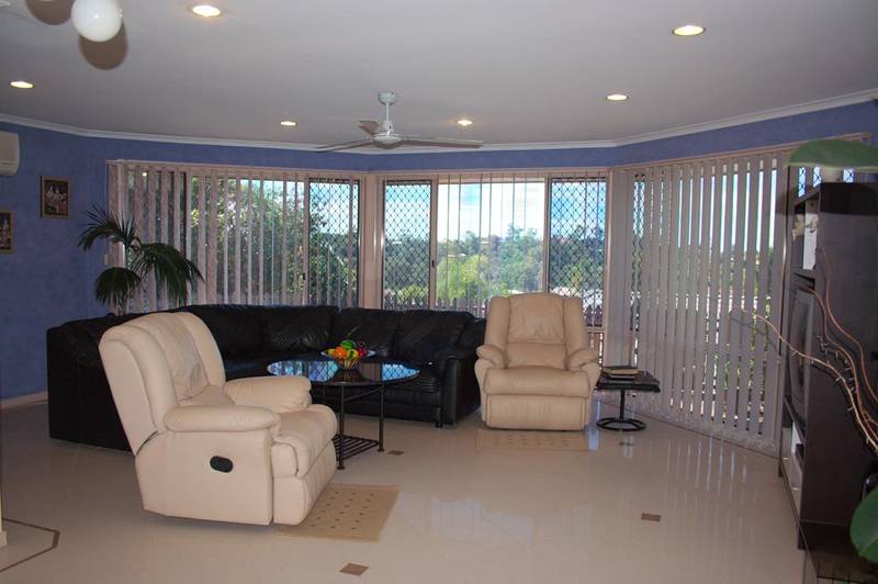 Perfect Family Entertainer Picture 2