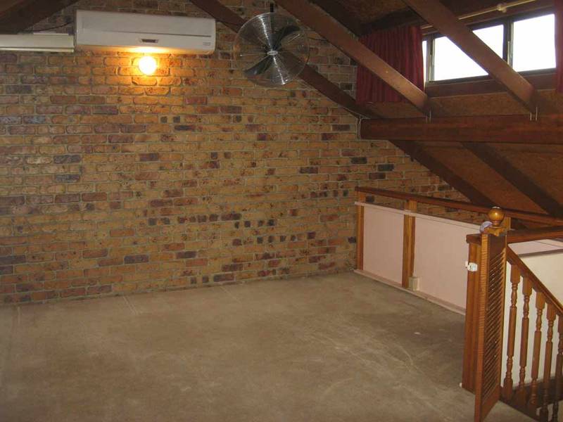 For The 'Loft' Hearted Picture 3