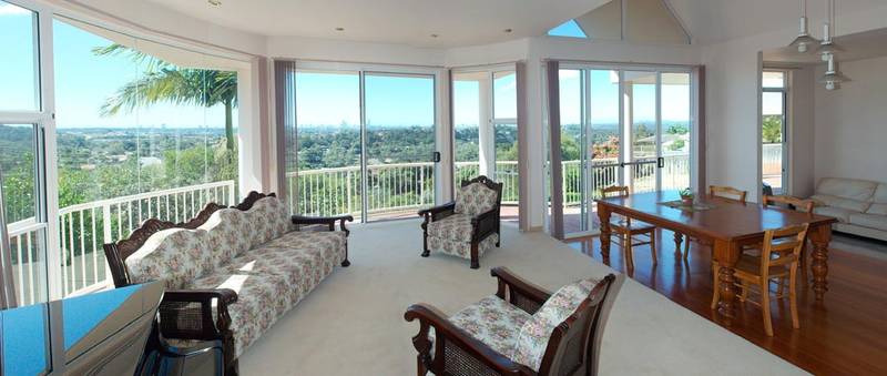 Watch The World Go By Picture 2