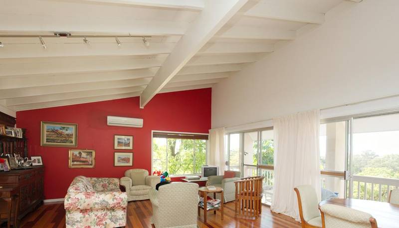 Terrific big Family Home Picture 2