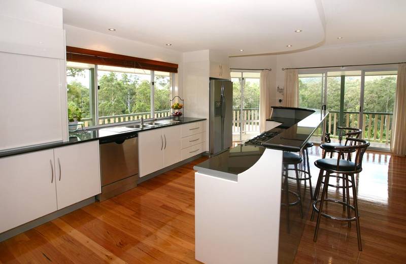 Dual Living Potential on 3/4 Acre! Picture 3