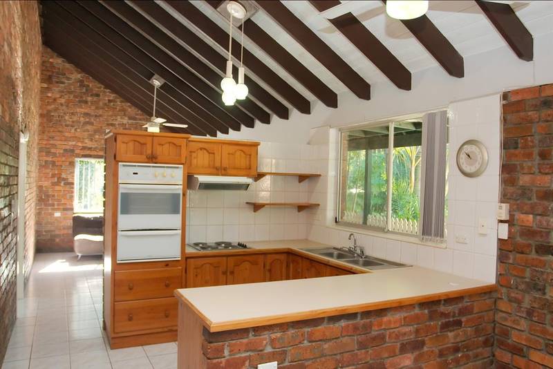 Character Home, Prestige Area! Picture 2