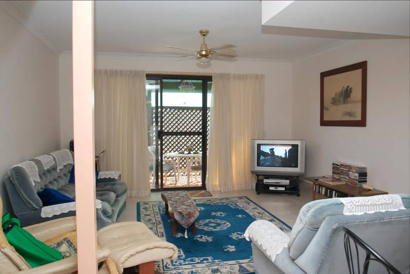 Rent Money - Dead Money Picture 2