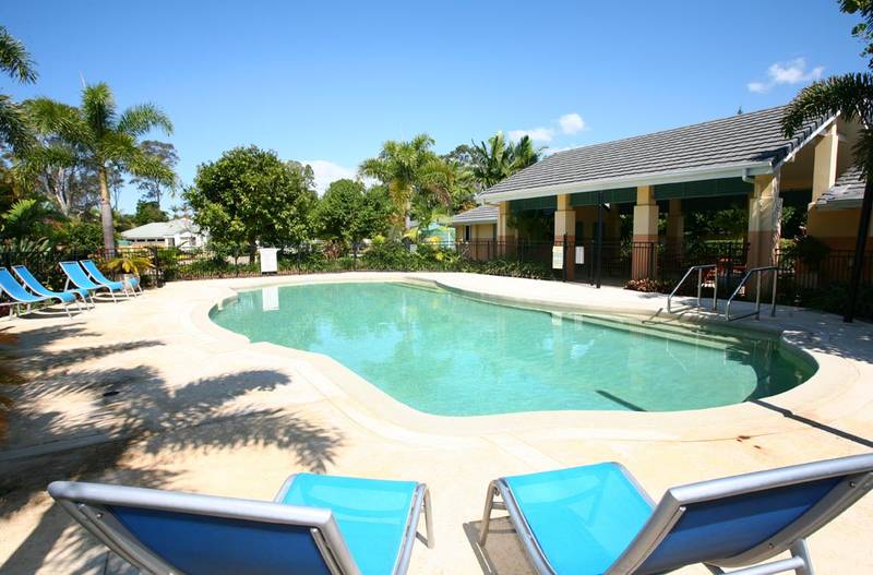 Private Quality Estate Picture 1