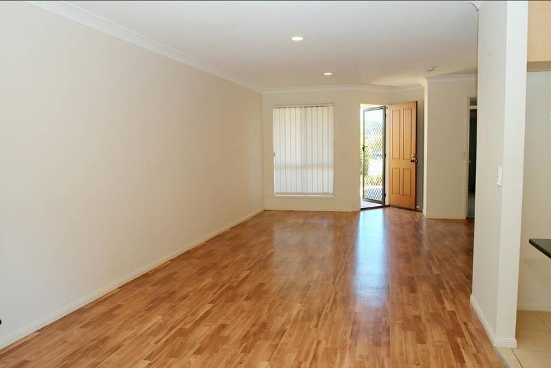 Terrific Towownhouse, Sensational Complex Picture 2