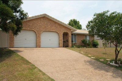 Great Family Home! Picture