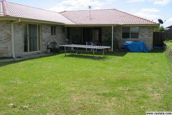Terrific Home - Brilliant Value! Picture 2