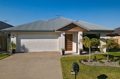 A little bit more with 4 bedrooms + study Picture