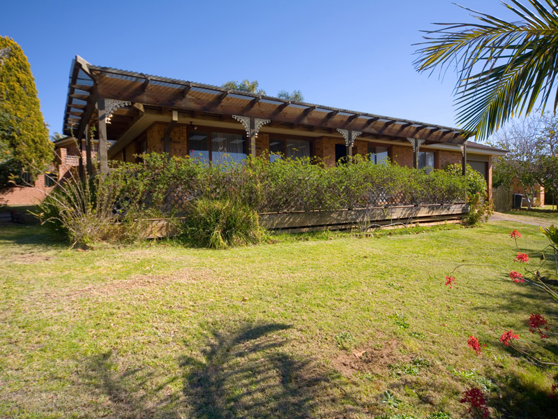 AFFORDABLE AND COMFORTABLE! Picture 1