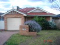 FULLY FURNISHED - 3 Bedroom home in good location Picture