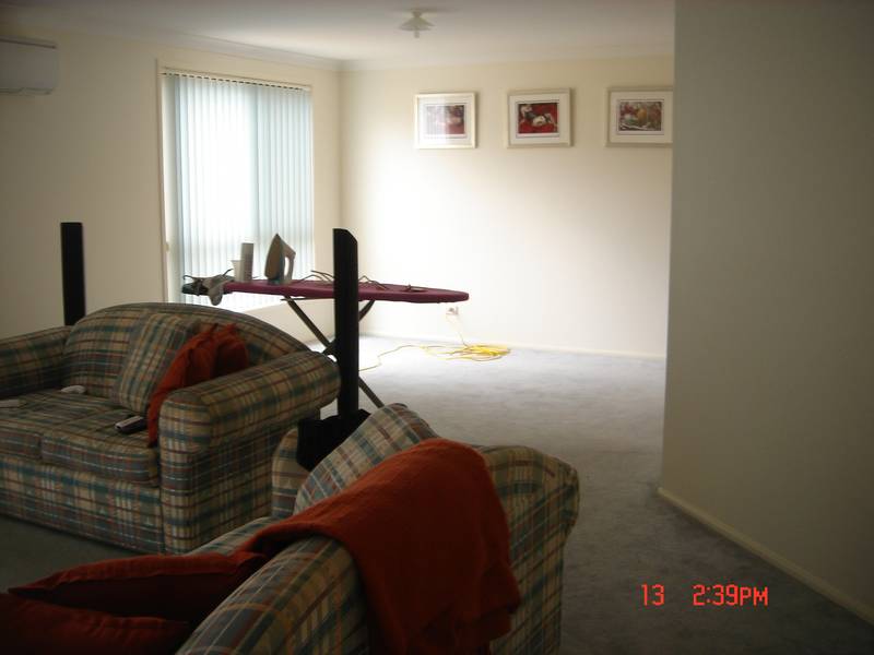 Open Plan living in a quiet street Picture 3