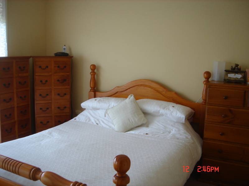 Excellent presentation - 3 bedroom home Picture 2