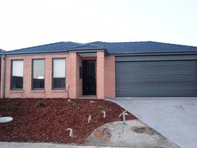 BRAND NEW 4 Bedroom Home INSPECT SATURDAY 10AM Picture