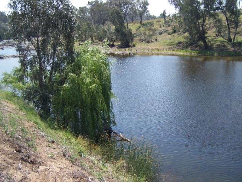 Double Frontage to the Gwydir RIver Picture 1