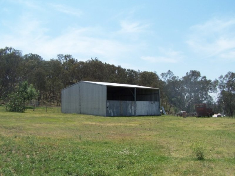 Double Frontage to the Gwydir RIver Picture 3