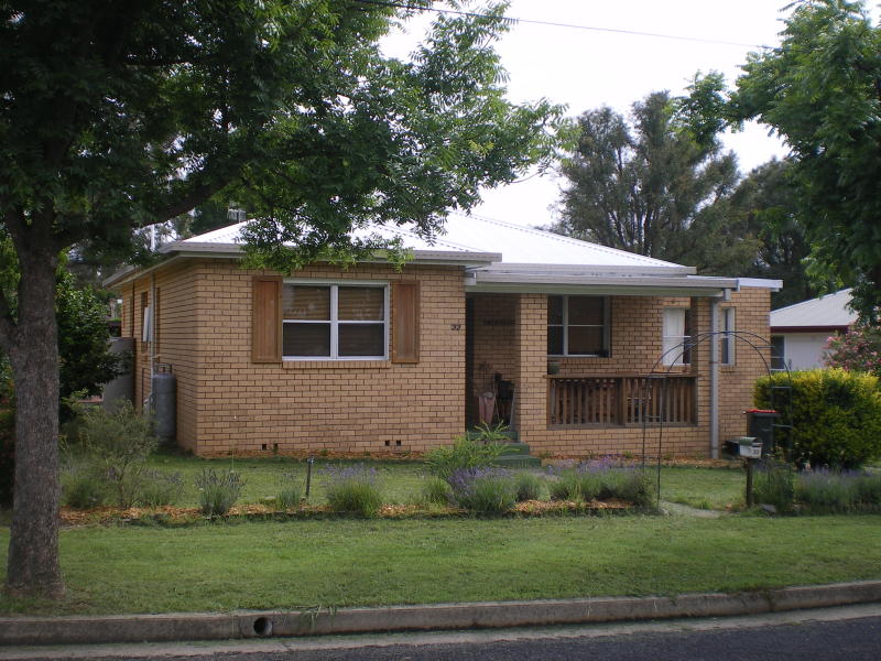 Neat in Newton Picture 1