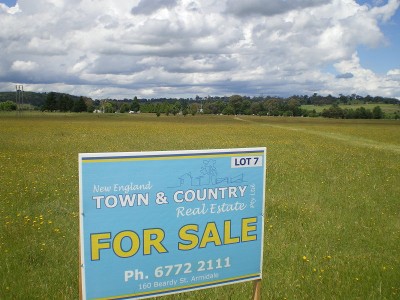 Saumarez Estate Picture