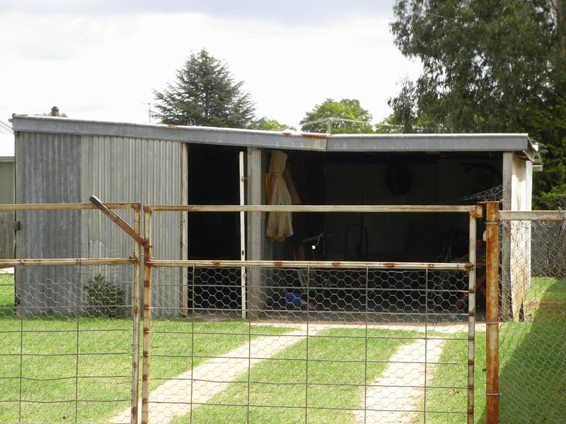 Country Cottage Picture 3