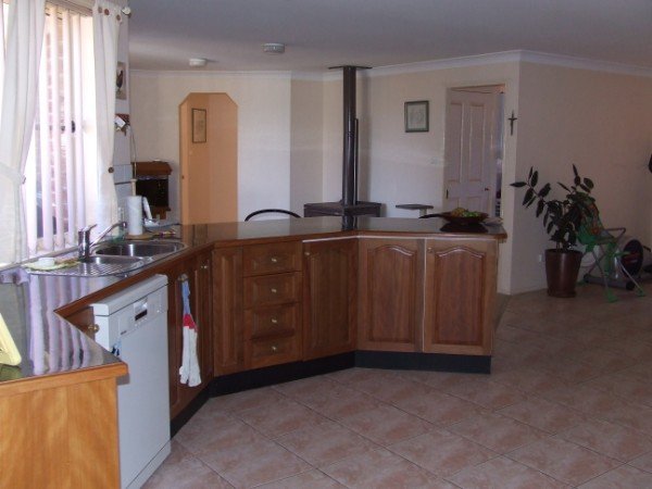 Size, Style & Position Picture 2