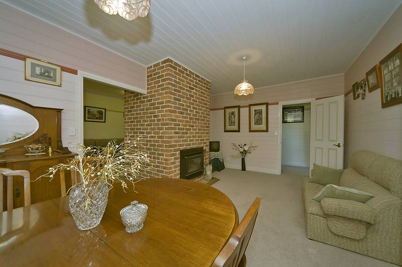 Stunning Kelly's Plains Lifestyle Picture 2