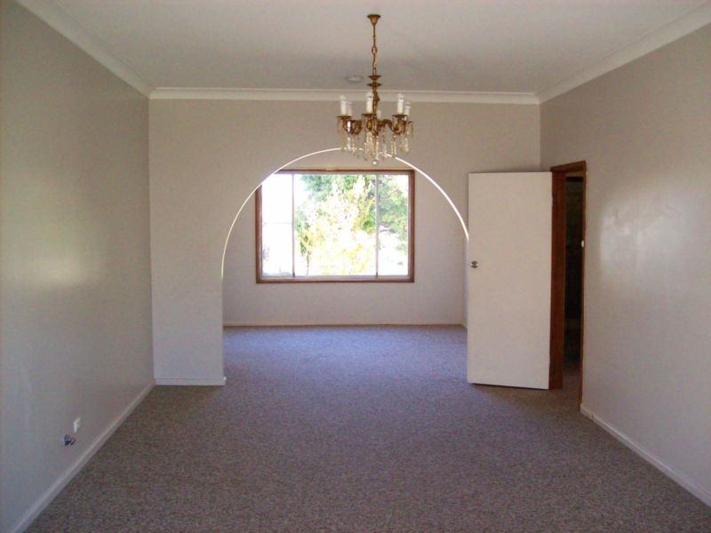 Conveniently Close For The Family. Picture 2