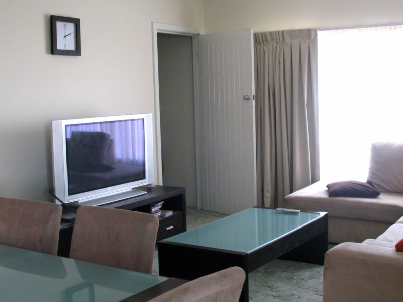 Just The Right Size. Picture 2