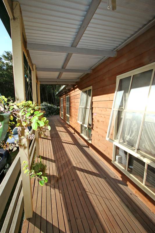 GIVE ME A HOME AMONGST THE GUM TREES Picture 3