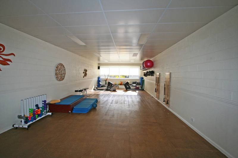 Commercial Freehold Picture 2