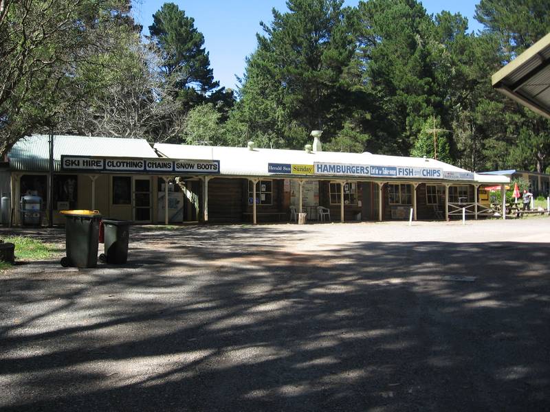 FREEHOLD AND BUSINESS Picture 1