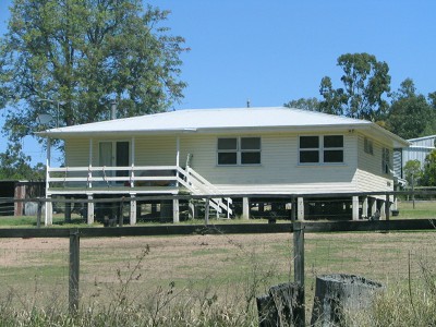 BARGAIN ACREAGE GREAT FOR HORSES Picture
