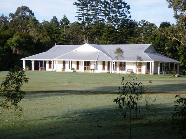 The Jewel in the Crown Picture 1