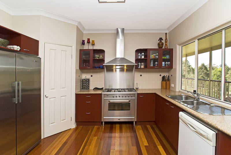 Move in & you'll never want to move out! Picture 3