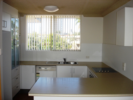 Water Views & Low Body Corps Picture 3