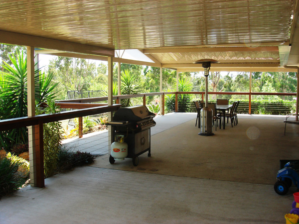 Let me, entertain you! Picture 3