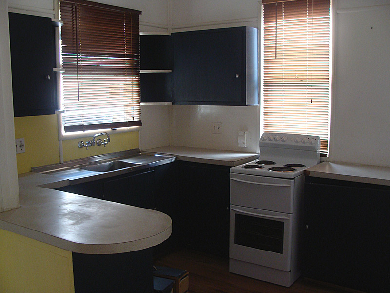 Cosy Little Cottage Picture 1