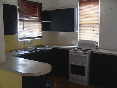 Cosy Little Cottage Picture