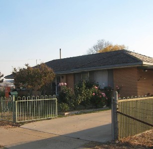 PERFECT POSITION! Picture