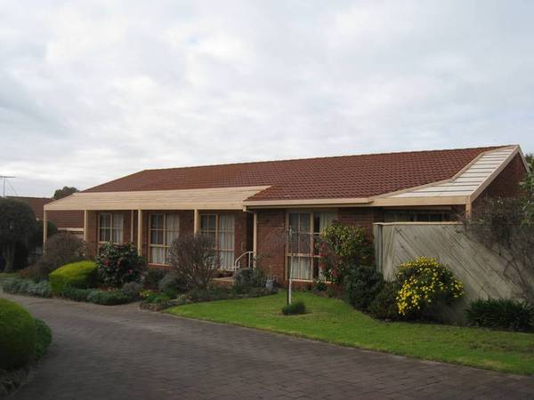 AN ABSOLUTELY STANDOUT HOLIDAY OR RETIREMENT HAVEN Picture 1