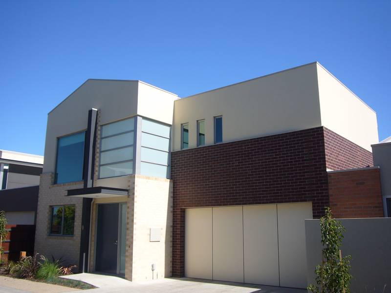 Brand new townhouse in prime position Picture