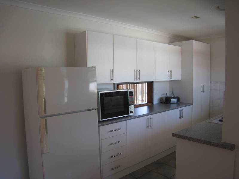 QUIET COURT Picture QUIET COURT Picture