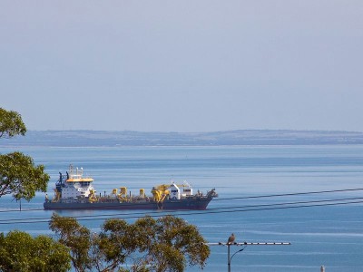 Realisation auction Picture