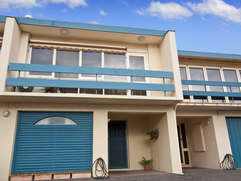 OUTSTANDING LOCATION Picture 1