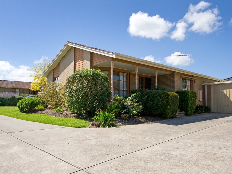 BEACHSIDE 2 BEDROOM UNIT Picture 1