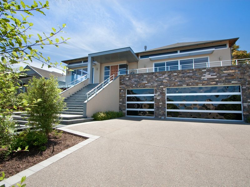 THE PAVILION HOUSE Picture 1